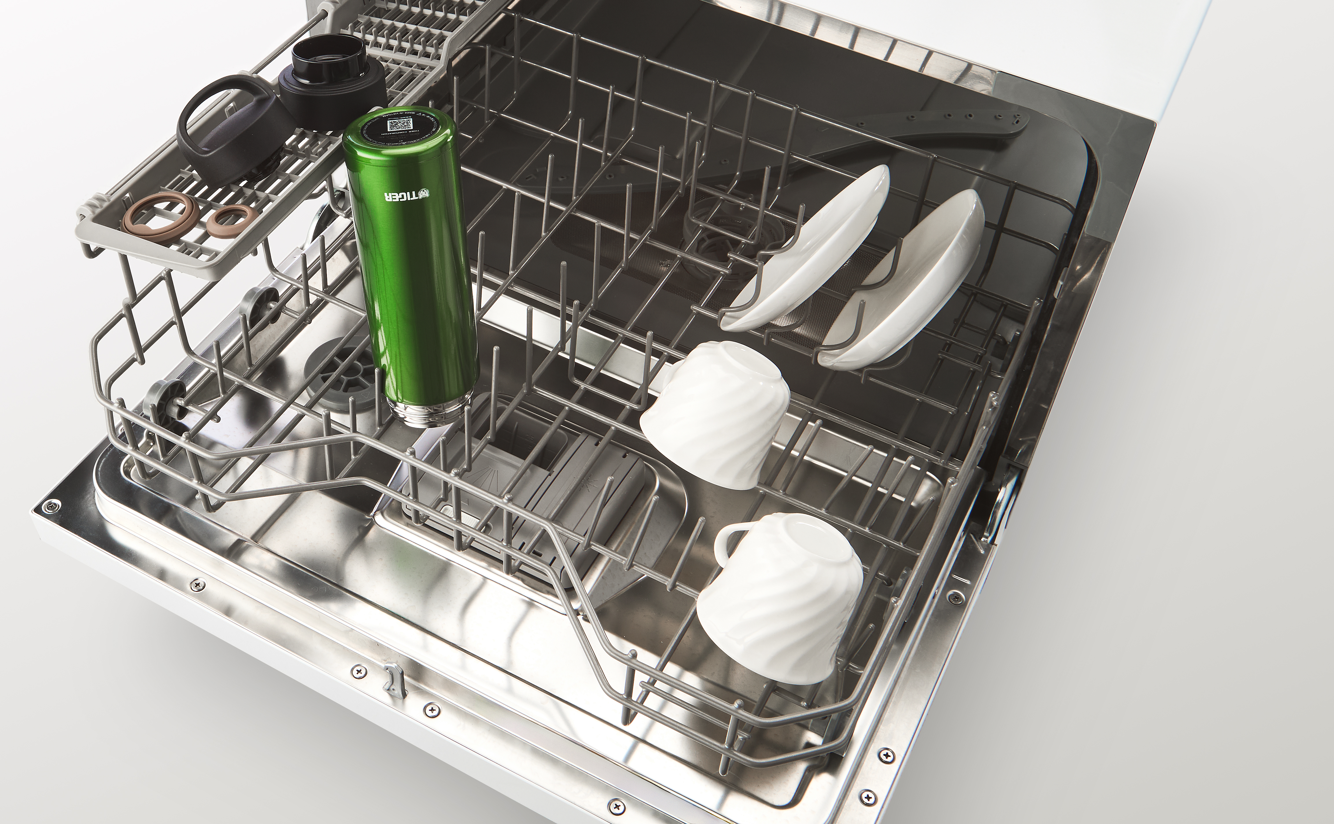 web_2024_mkb-t481gb_ss_001.jpg (7.15 MB)