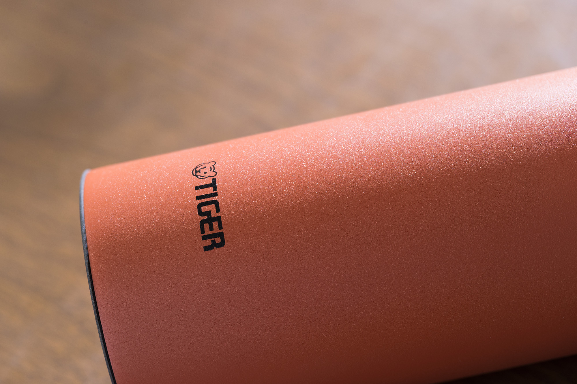 stainless-steel-sports-thermal-bottle-mcz-s-non-slip-surface-finishing.jpg (826 KB)