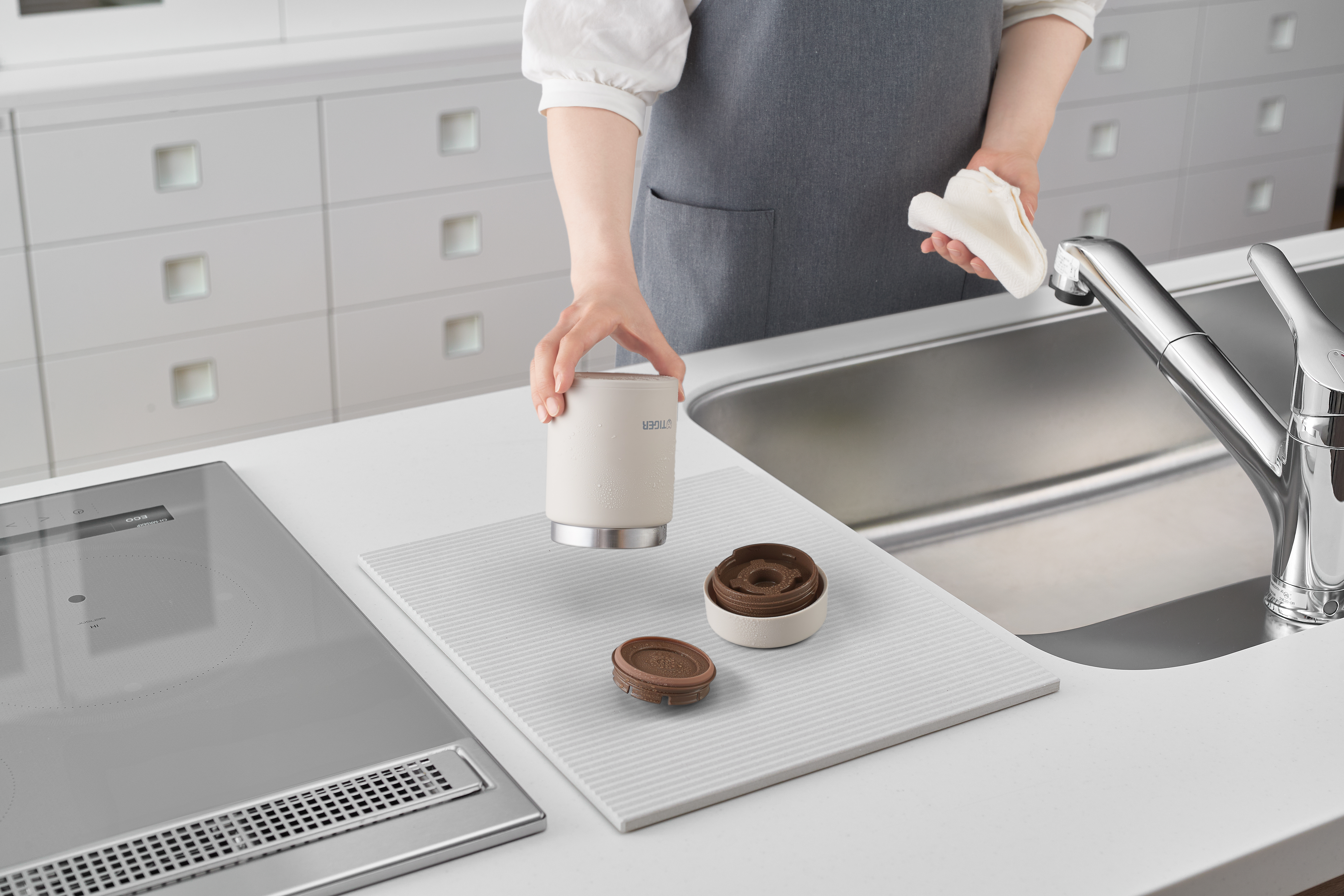 MKL-Wお手入れ点数3点.jpg (9.94 MB)