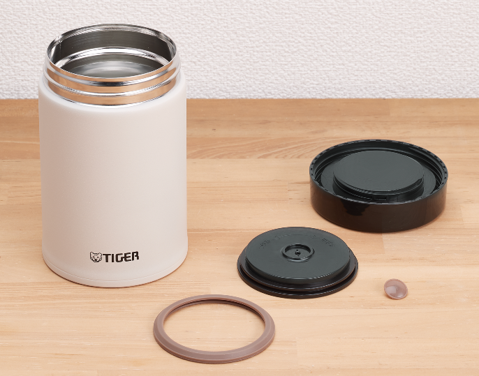 web_2022_mcj+k075wz_001.png (565 KB)