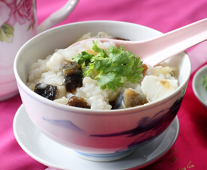 Century Eggs and Fish Fillet Porridge