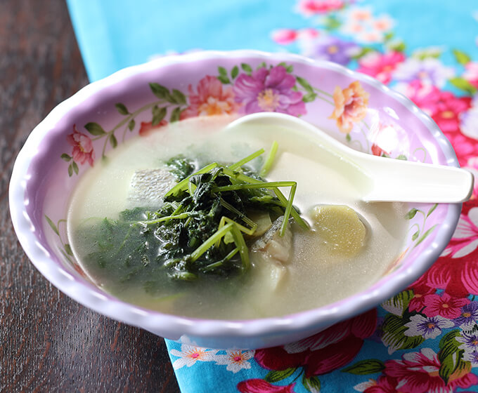 Coriander and Fish Fillet Soup