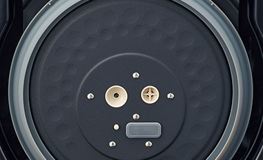 made-in-japan-double-pressure-induction-heating-rice-cooker-jpt-h-glossy-inner-lid.jpg (83 KB)